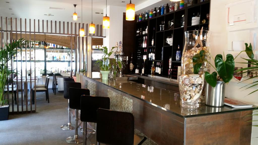 Hotel Embarcadero De Calahonda De Granada المظهر الخارجي الصورة
