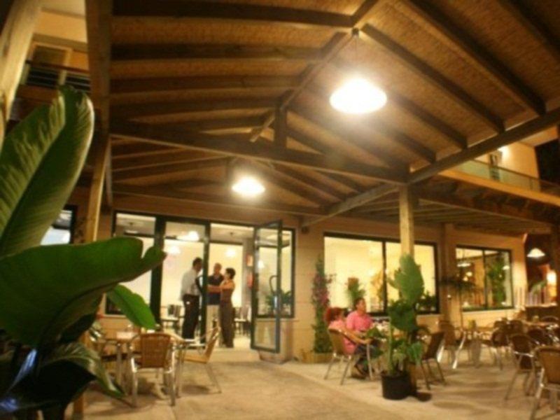 Hotel Embarcadero De Calahonda De Granada المظهر الخارجي الصورة